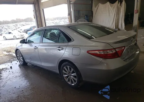 2016 Toyota Camry Le z USA, uszkodzony, nr VIN 4T1BF1FK1GU529400